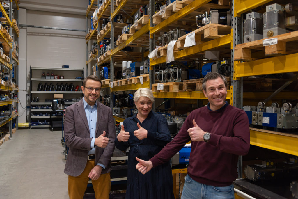 Markus Honkala, Anni Karppinen and Hugues Lambert in DYNASET warehouse.