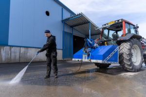 14 KPL XL R Tractor Power Washing DYNASET Factory 2020 01100 print
