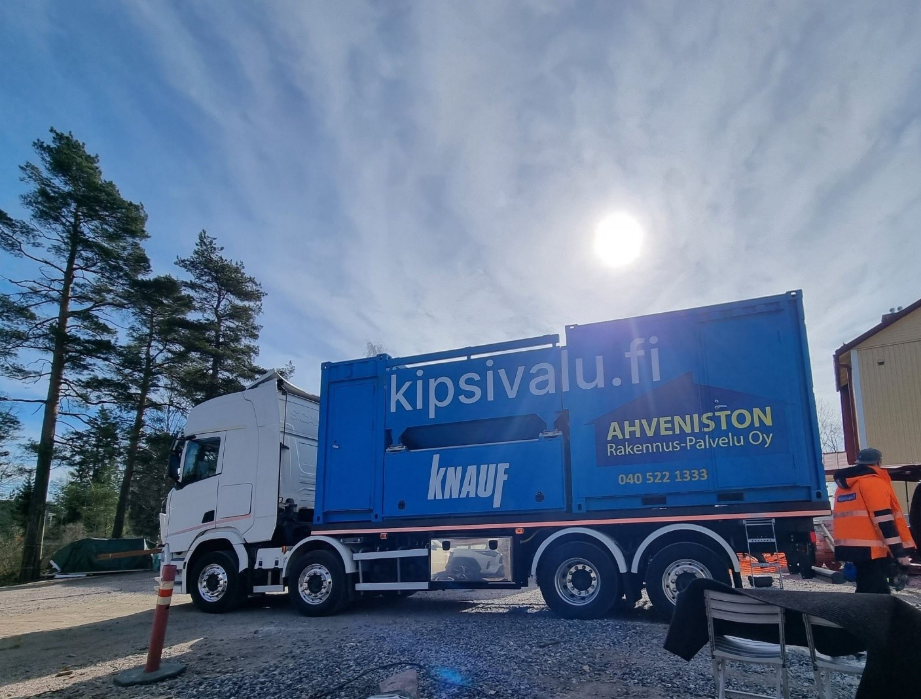 Ahveniston Rakennus-Palvelu Scania R500 heavy-duty service vehicle for mobile floor casting